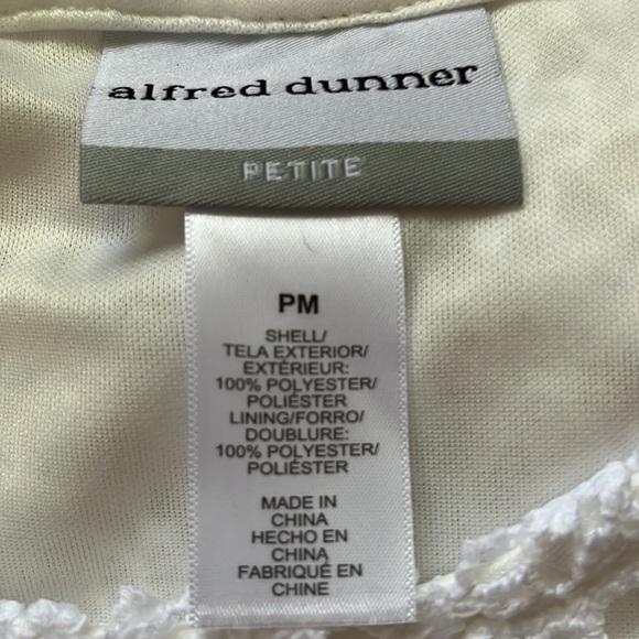 Alfred Dunner Charleston Short Sleeve Floral Lace Necklace Top Sze PM NWT - Picture 3 of 14